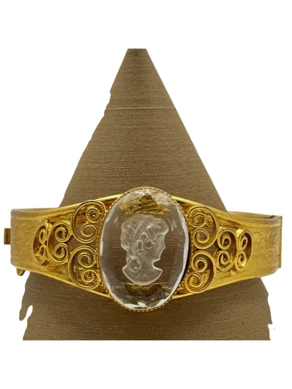 Glass Cameo Gold Tone Vintage Bracelet Ornate Filigree Design Hinged Clasp 6.5"